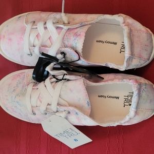 WOMENS TIME AND TRU BLACK CANVAS ATHLETIC SNEAKER SHOES 7,8,10 NEW WOMENS TIME AND TRU BLACK CANVAS ATHLETIC SNEAKER SHOES 7,8,10 NEW